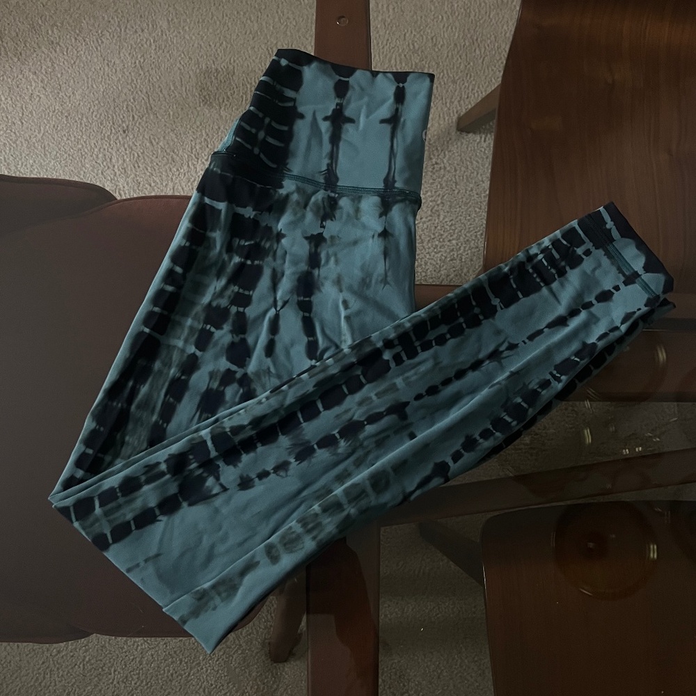 LuluLemon Marbled leggings